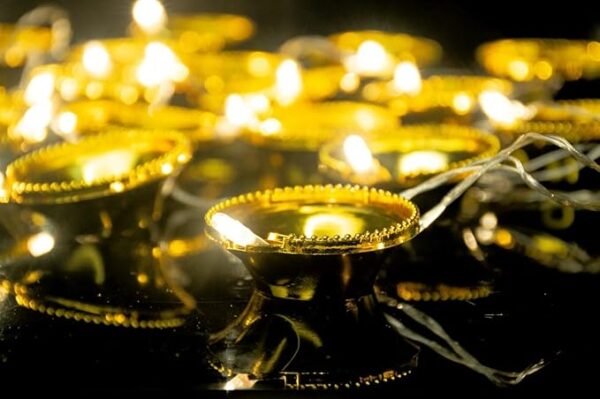 ElectVibes Golden Diya String Light 16 Plastic Golden Diya 3 Meter LED Deepak Fairy String Series Lights for Home Decoration Plug-in (Warm White) - Image 2